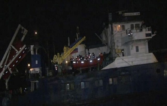 Russian vessel runs ashore in Istanbul due to southwesterly winds